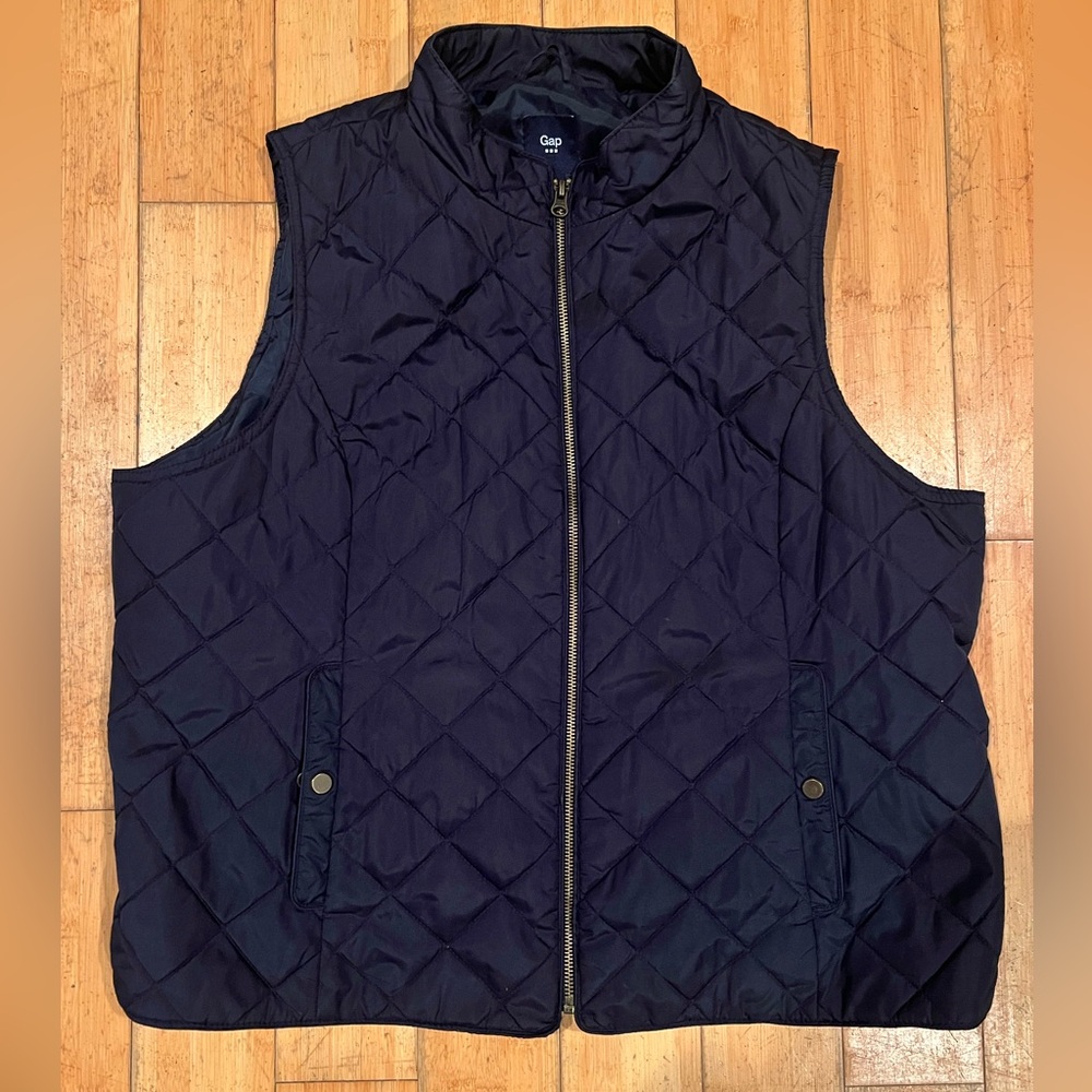 GAP Quilted Navy Blue Puffer Vest